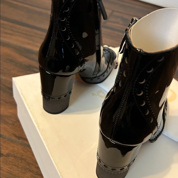 New authentic Chloe boots - Picture 4 of 9